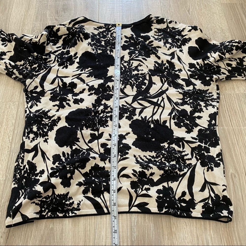 ⭐️3/$25 Ann Taylor Petites Cashmere Silk Blend 3/4 Sleeve Cardigan Sz MP - Picture 9 of 9